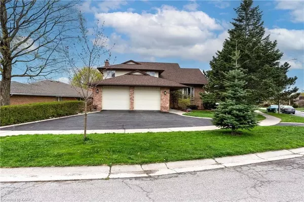 Kingston, ON K7P 1G8,574 BRAESIDE CRES