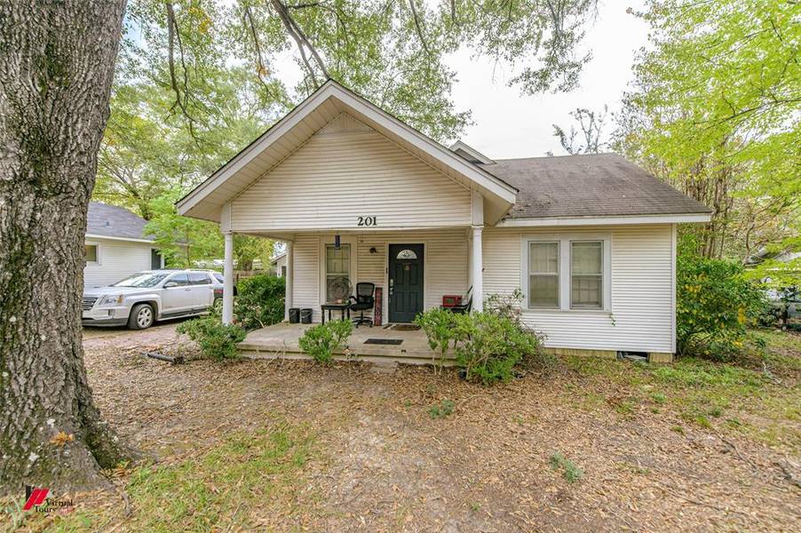 201 2nd Street NW, Springhill, LA 71075