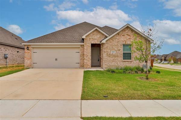 3200 Trails End Road, Aubrey, TX 76227