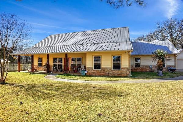 1169 Desvoignes Road, Denison, TX 75021