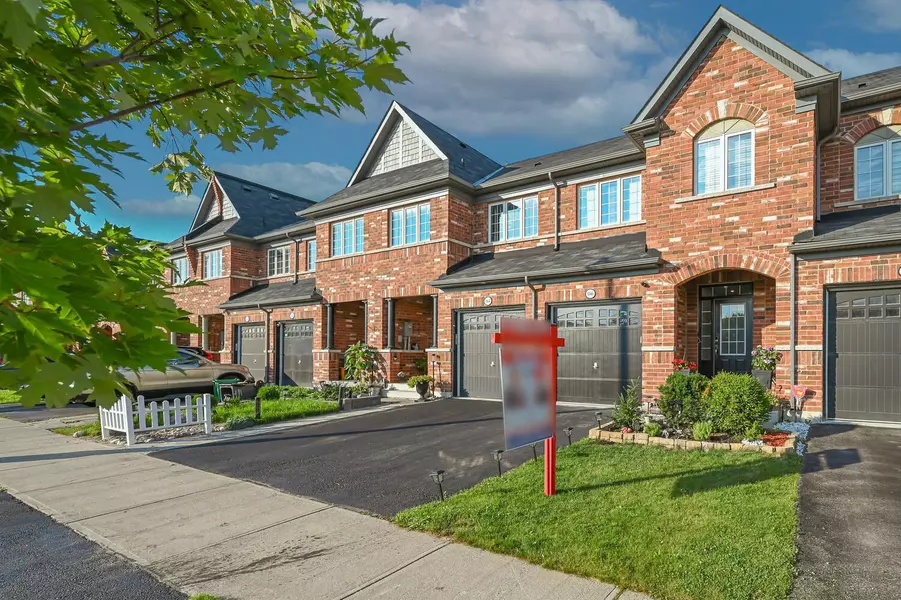 166 Sussexvale DR, Brampton, ON L6R 3R1