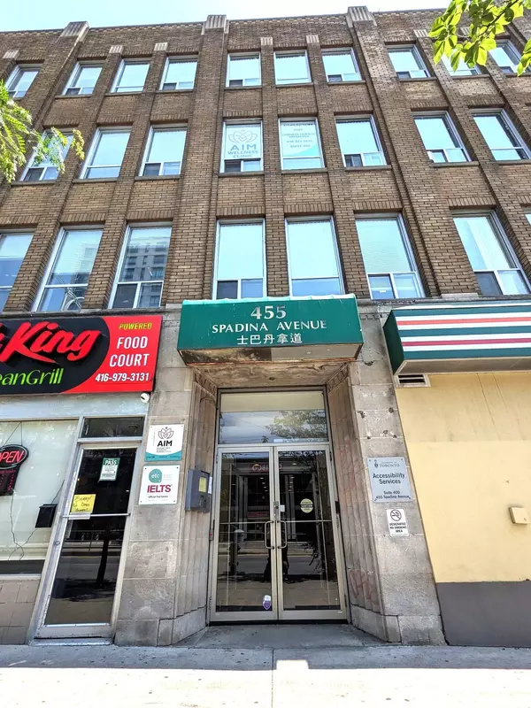 Toronto C01, ON M5S 1A1,455 Spadina AVE #201