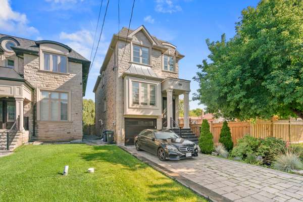 136 Church AVE S, Toronto C14, ON M2N 4G2