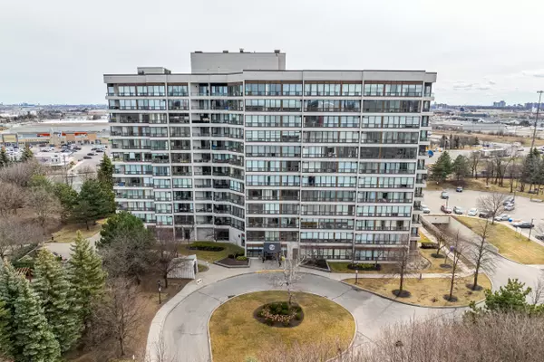 12 Laurelcrest ST #401, Brampton, ON L6S 5Y4