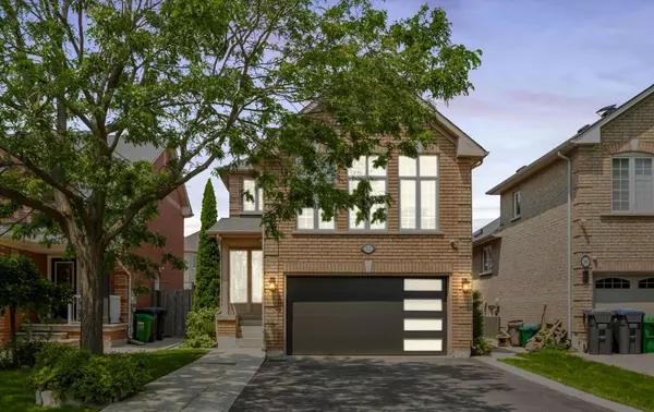 52 Sunny Glen CRES, Brampton, ON L7A 2C6