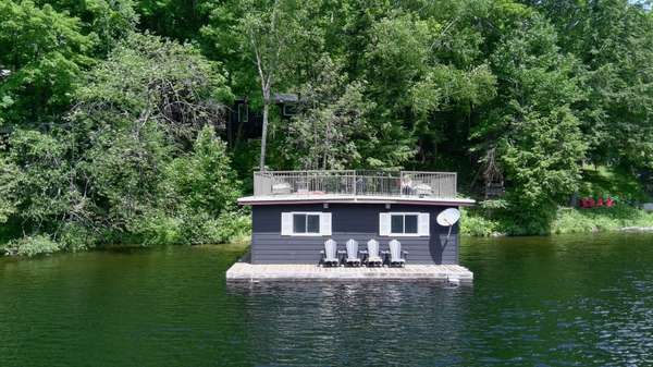 1015 Bayview Point RD, Lake Of Bays, ON P0A 1H0