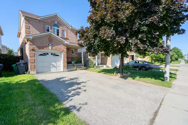 20 Heathwood DR, Brampton, ON L7A 1Y6