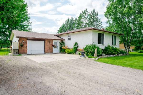 Smith-ennismore-lakefield, ON K0L 1T0,660 Pope DR