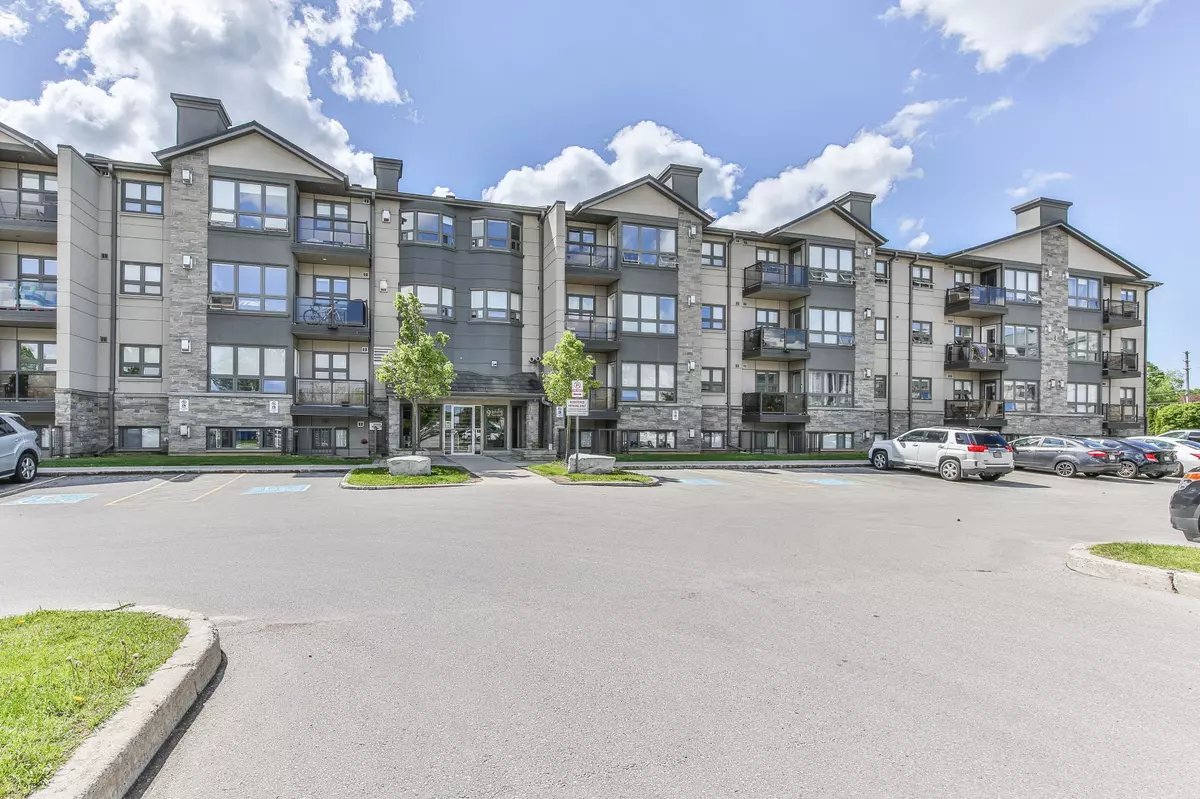 London, ON N5X 3T7,9 Jacksway CRES #313