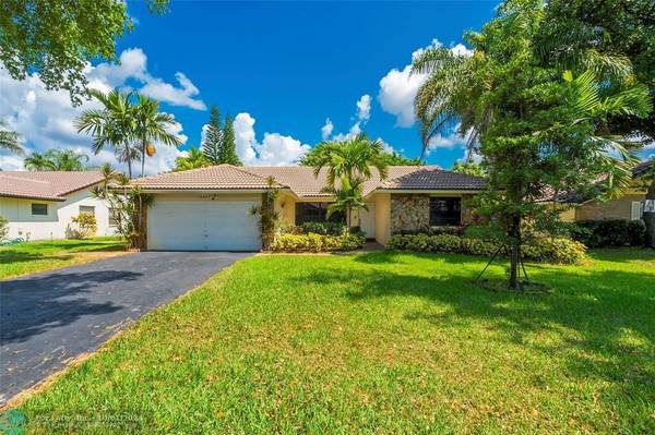 10677 NW 2nd Pl,  Coral Springs,  FL 33071