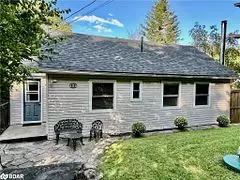 Muskoka Lakes, ON P0B 1M0,1033 Lakeview RD