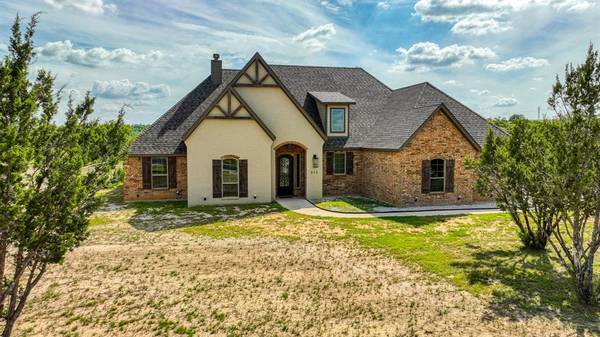 612 Veal Station Road,  Weatherford,  TX 76085