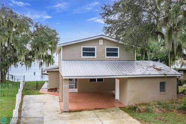 562 Lake June Rd, Lake Placid, FL 33852