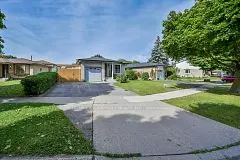 Hamilton, ON L8J 1Z5,5 Ridell CRES