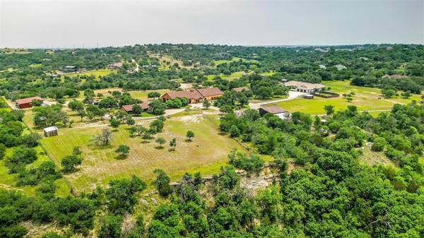 319 Verna Trail N, Fort Worth, TX 76108