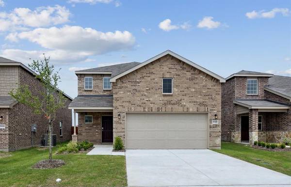 2045 Henrietta Drive, Forney, TX 75126