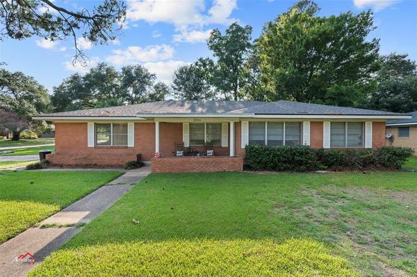 2054 Captain Shreve Drive, Shreveport, LA 71105