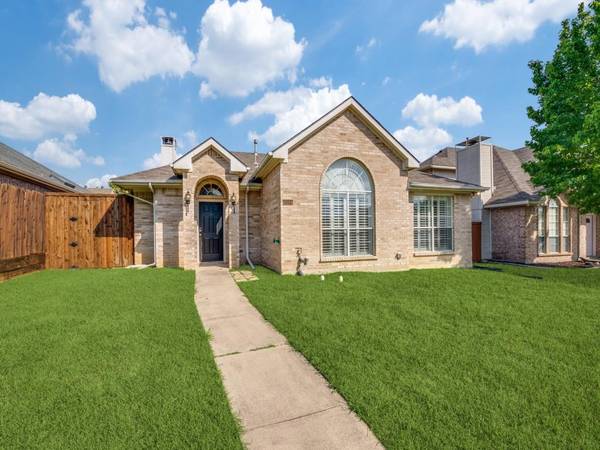 4504 Lee Street,  Carrollton,  TX 75010