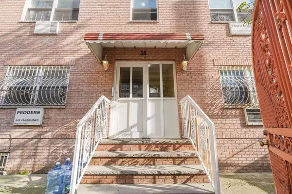 38 Brighton 5th CT, Brooklyn, NY 11235