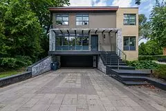 326 Joicey BLVD, Toronto C04, ON M5M 2W1