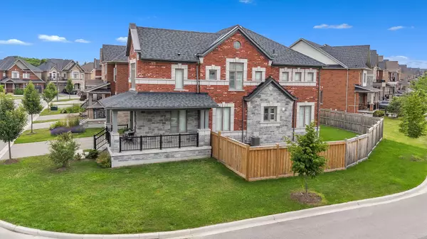 East Gwillimbury, ON L9N 1K3,33 Prairie  Grass CRES