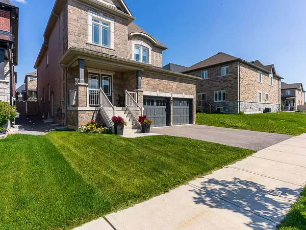 Bradford West Gwillimbury, ON L3Z 4J4,312 Chelsea CRES