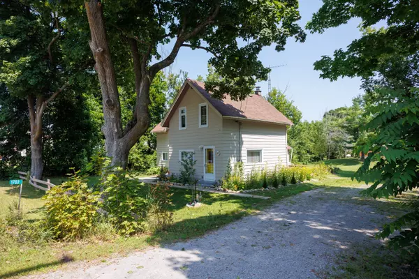 Kawartha Lakes, ON K0M 2B0,1702 Kirkfield RD