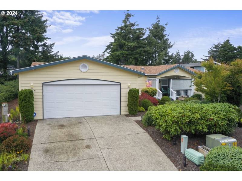 938 30TH WAY, Florence, OR 97439