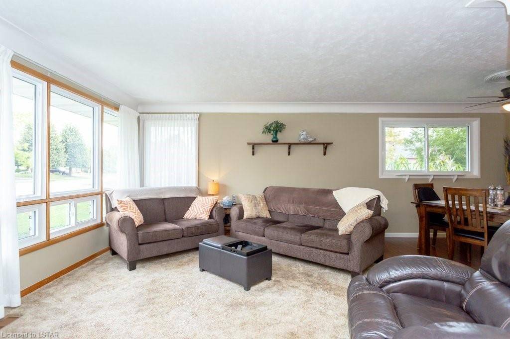 St. Thomas, ON N5R 1S8,3 ST JOSEPH ST