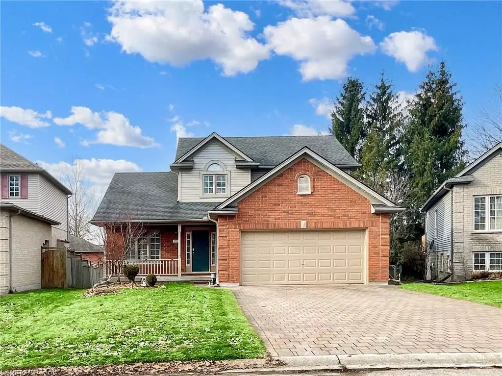 Middlesex, ON N6H 5B7,551 STONEHAVEN CT