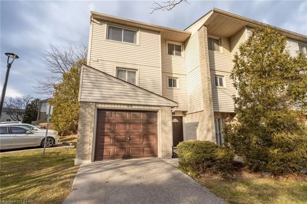 Middlesex, ON N6C 5B4,300 SANDRINGHAM CRES #48