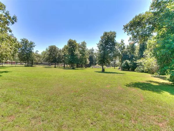 Newalla, OK 74857,10317 Cottonwood Drive