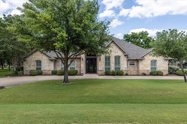 8909 Augusta Drive, Granbury, TX 76049