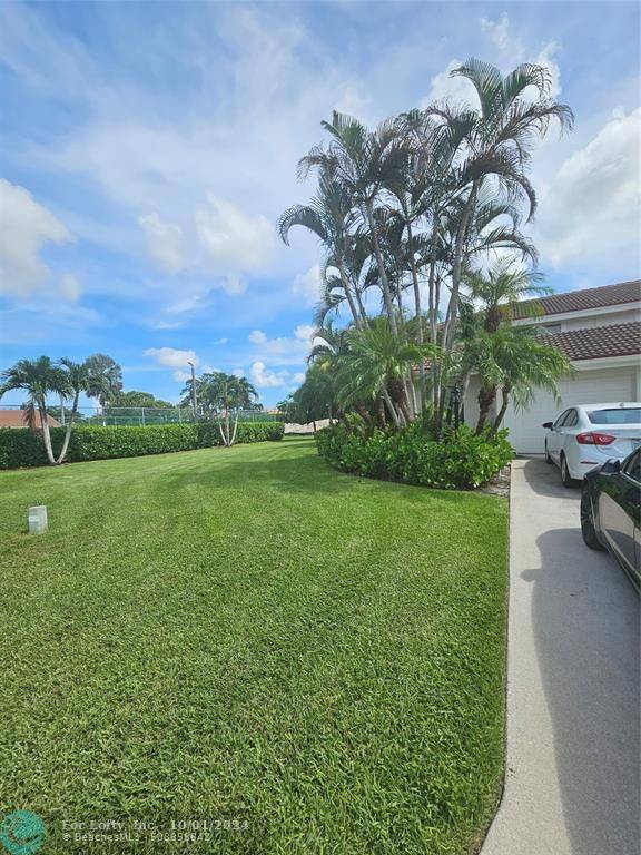 8650 Eagle Run Dr  #4, Boca Raton, FL 33434