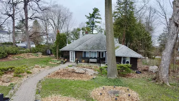 Innisfil, ON L9S 2V3,36 Lakeside DR