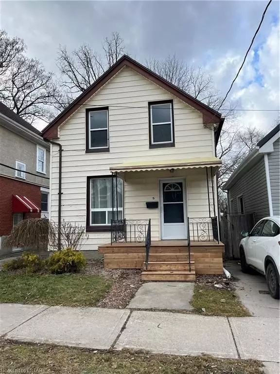 London, ON N6J 2T5,5 MACKAY AVE