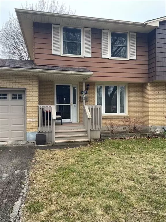 Middlesex, ON N6J 2Y6,663 GALLOWAY CRES