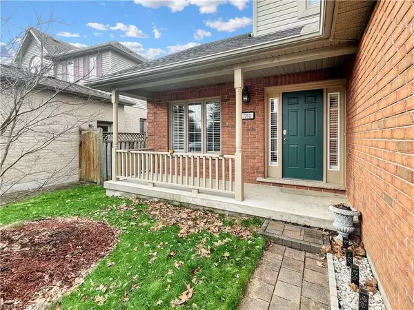 Middlesex, ON N6H 5B7,551 STONEHAVEN CT