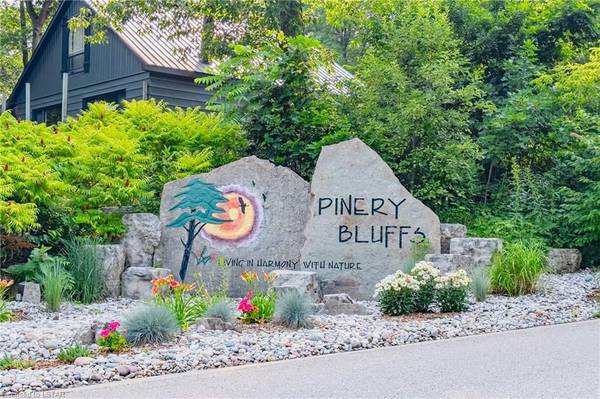 Lambton Shores, ON N0M 1T0,10090 PINERY BLUFFS RD