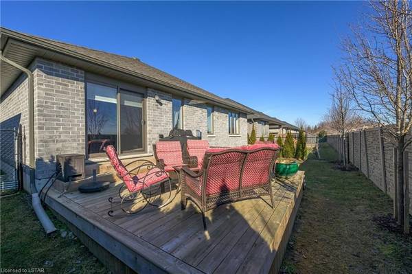 Thames Centre, ON N0M 2P0,38 ELLIOTT TRL #11