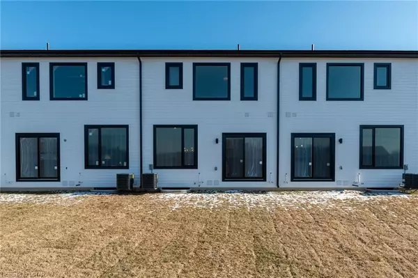 Strathroy-caradoc, ON N7G 1A8,101 SWALES AVE #25