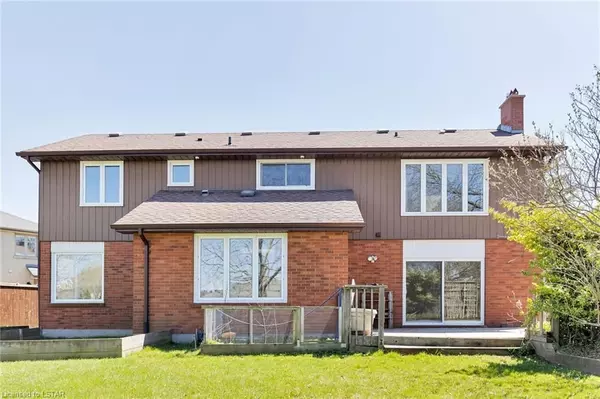 Middlesex, ON N6K 3P6,30 PARKS EDGE CRES