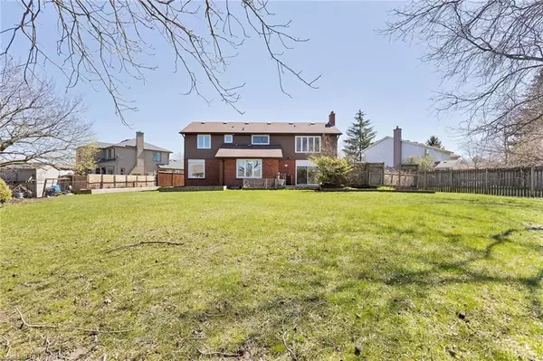 Middlesex, ON N6K 3P6,30 PARKS EDGE CRES