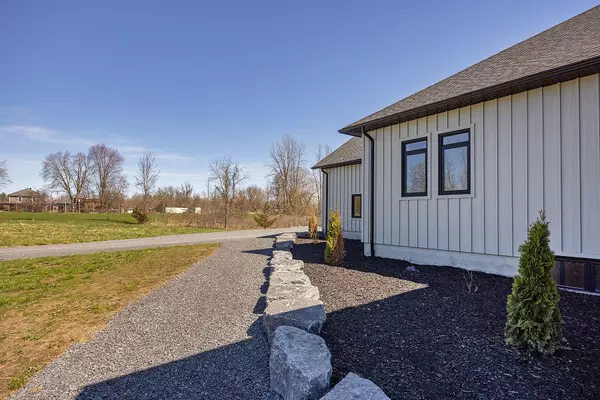 Lennox & Addington, ON K7R 3K6,953 County Road 7 N/A