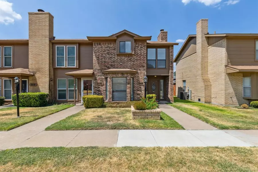 508 Pecan Acres Court #508, Arlington, TX 76013