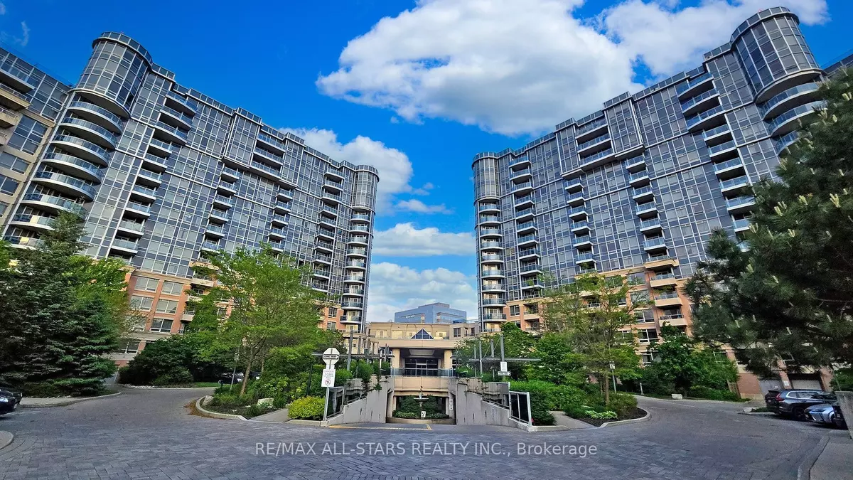 Markham, ON L3R 8A6,33 Cox BLVD #1226