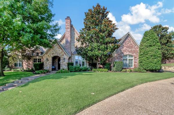 912 Glenmont Road, Keller, TX 76248