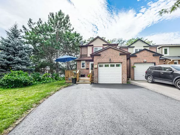 Whitby, ON L1N 7G3,64 Greenfield CRES