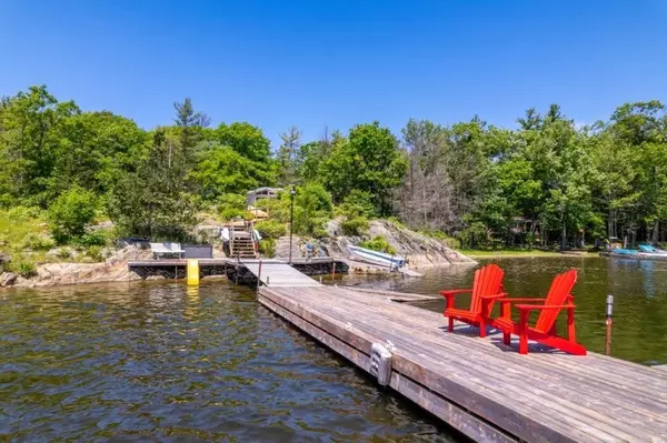 Georgian Bay, ON P0E 1E0,6932 Island 1810/Bone Island N/A