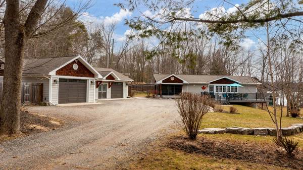 Muskoka Lakes, ON P0B 1J0,14 Indian CRES